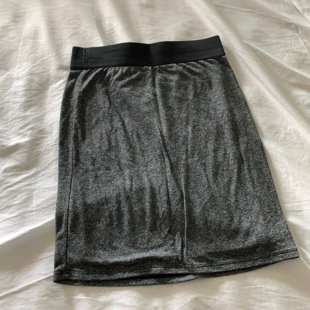Grey skirt